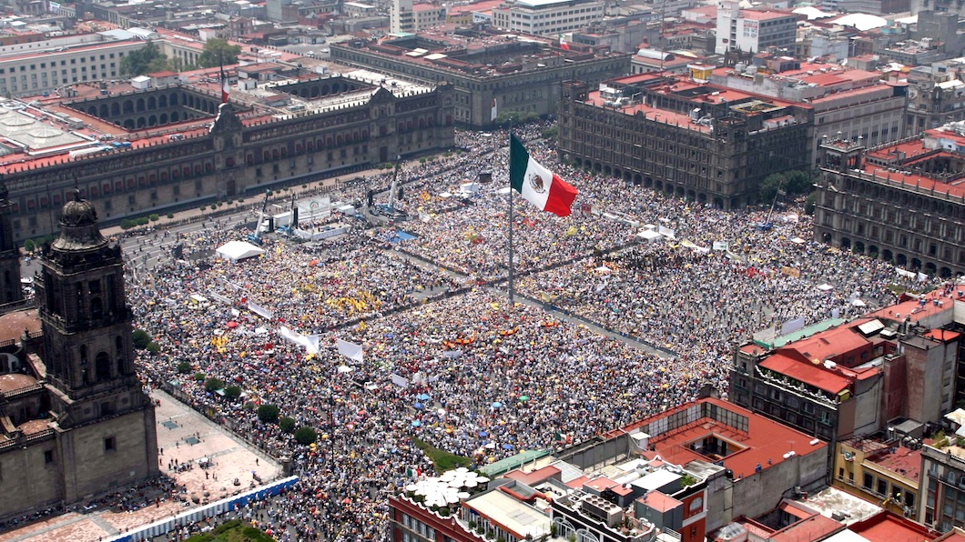 Zócalo en la Ciudad de México 02